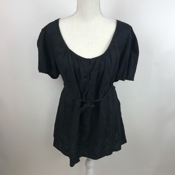 croft & barrow Tops - Croft & Barrow Scoop Neck Button Front Blouse